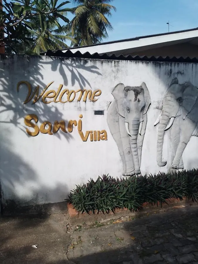 Hotel Sanri Villa Katunayake Minuwangoda 3*,  Sri Lanka