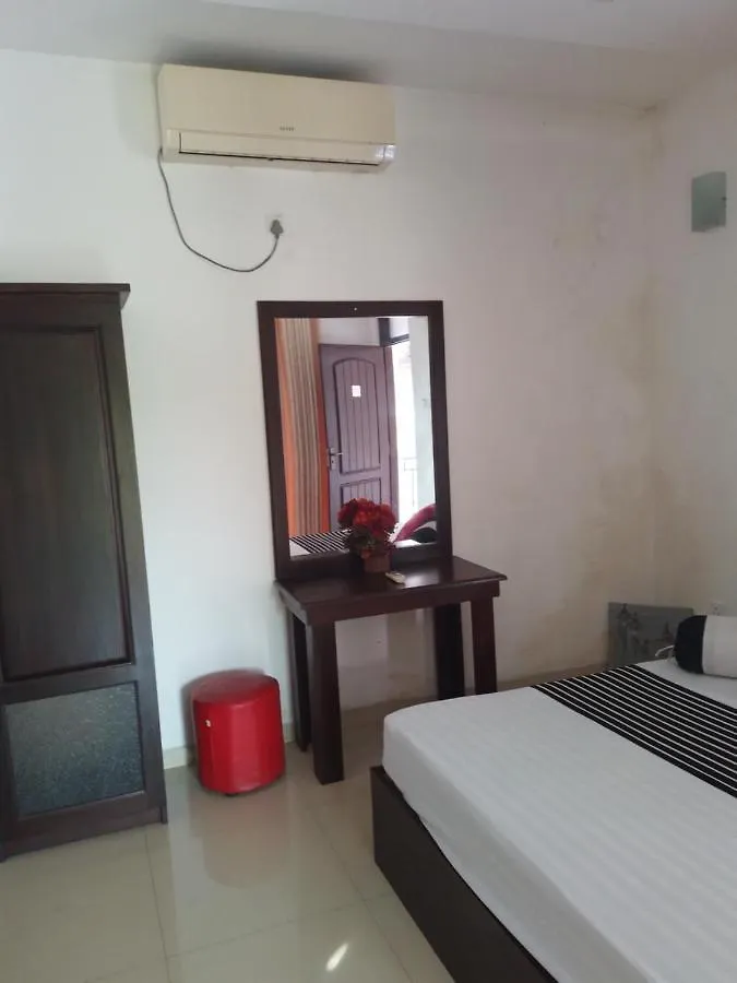 Hotel Sanri Villa Katunayake Minuwangoda