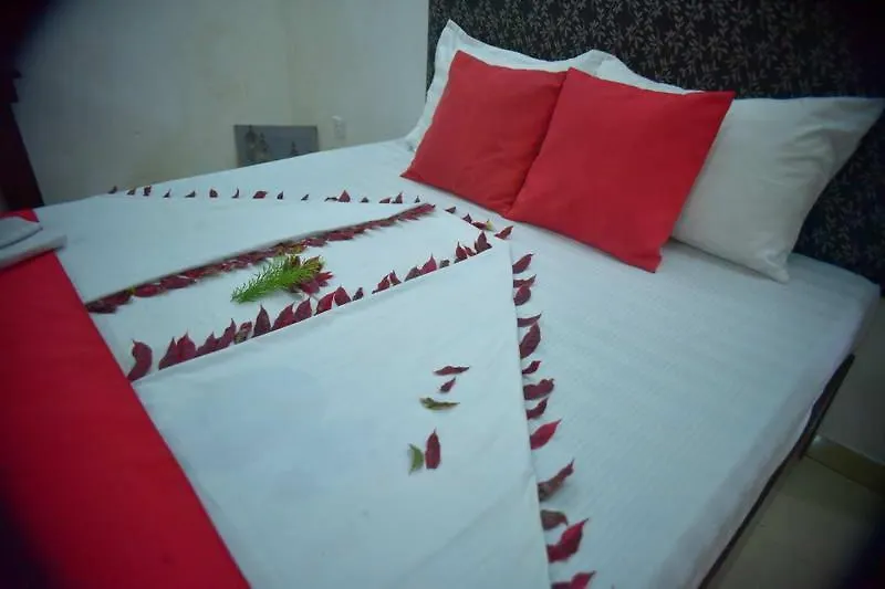 Hotel Sanri Villa Katunayake Minuwangoda 3*,